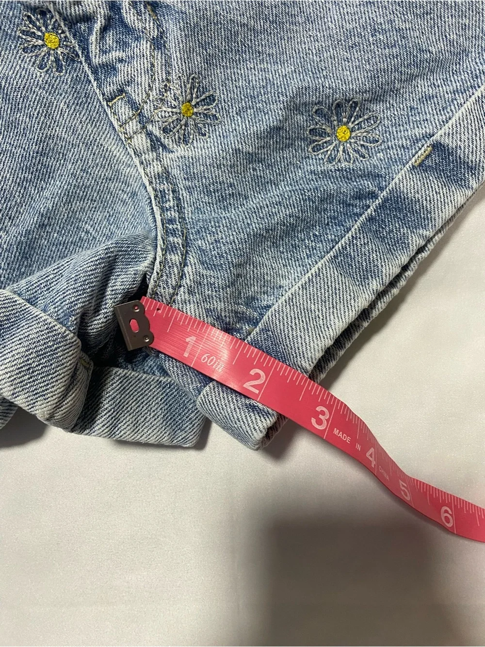 PacSun Light Wash Denim Daisy Embroidered Shorts